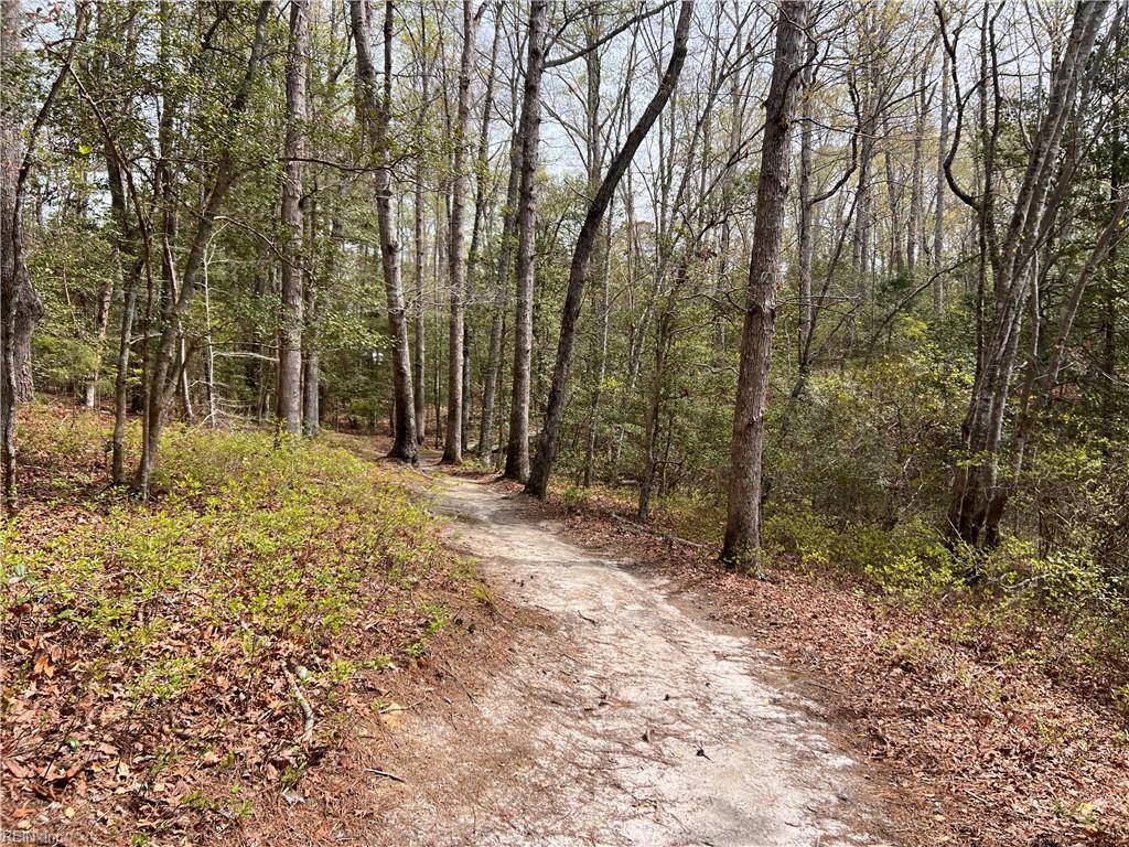 1.1+AC East West Parkway, Gloucester, VA 23061