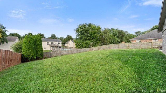 8828 Saddle Ridge Trail, Charlestown, IN 47111