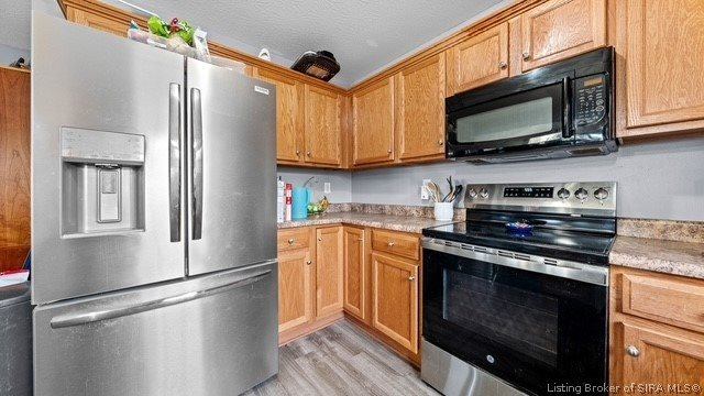 8828 Saddle Ridge Trail, Charlestown, IN 47111
