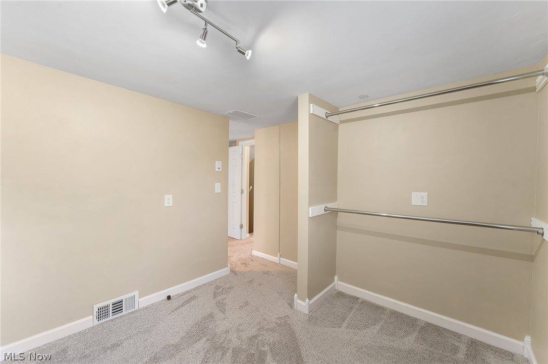 7539 Youngstown Pittsburgh Road, Poland, OH 44514