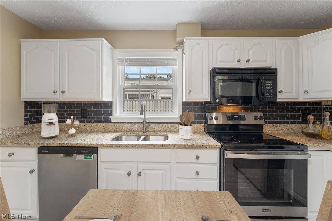 7539 Youngstown Pittsburgh Road, Poland, OH 44514