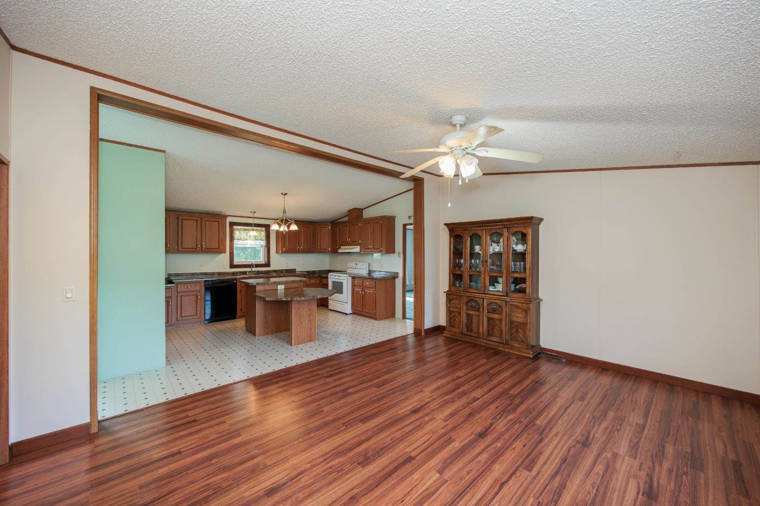 8797 East Hwy 160, Ulysses, KS 67880