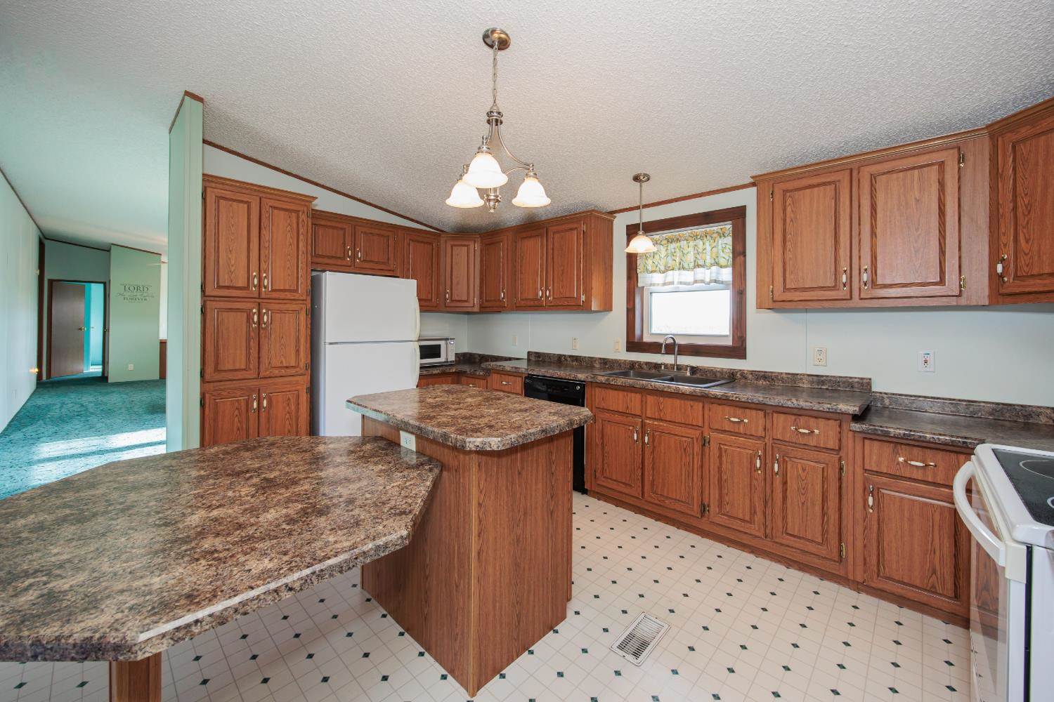 8797 East Hwy 160, Ulysses, KS 67880