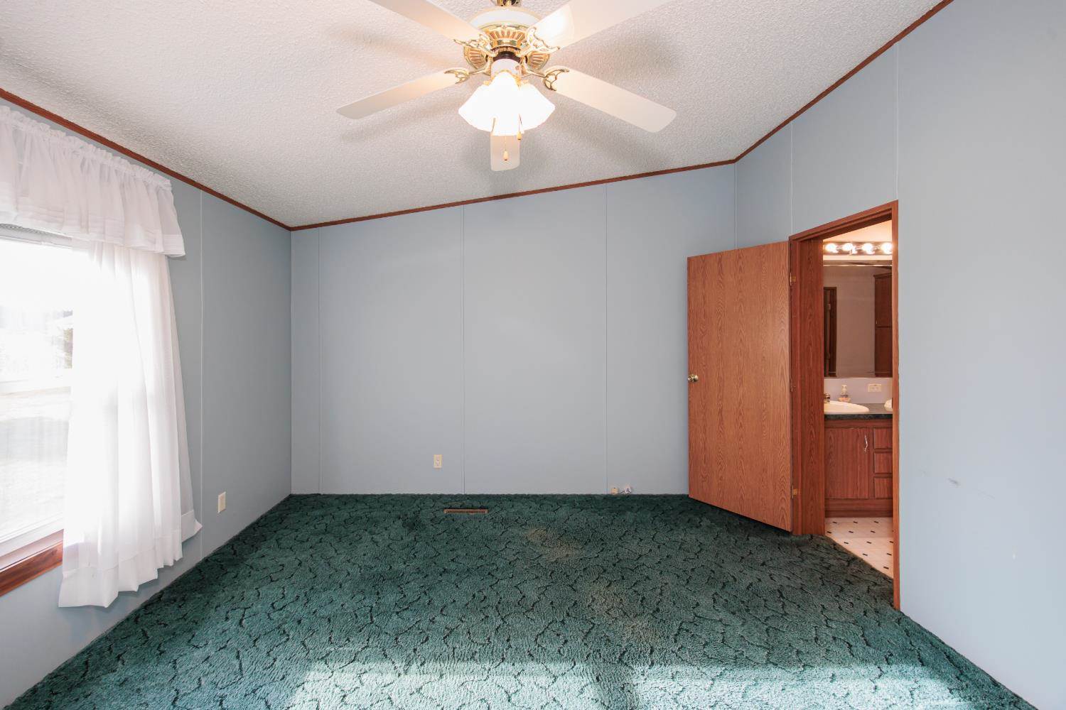 8797 East Hwy 160, Ulysses, KS 67880