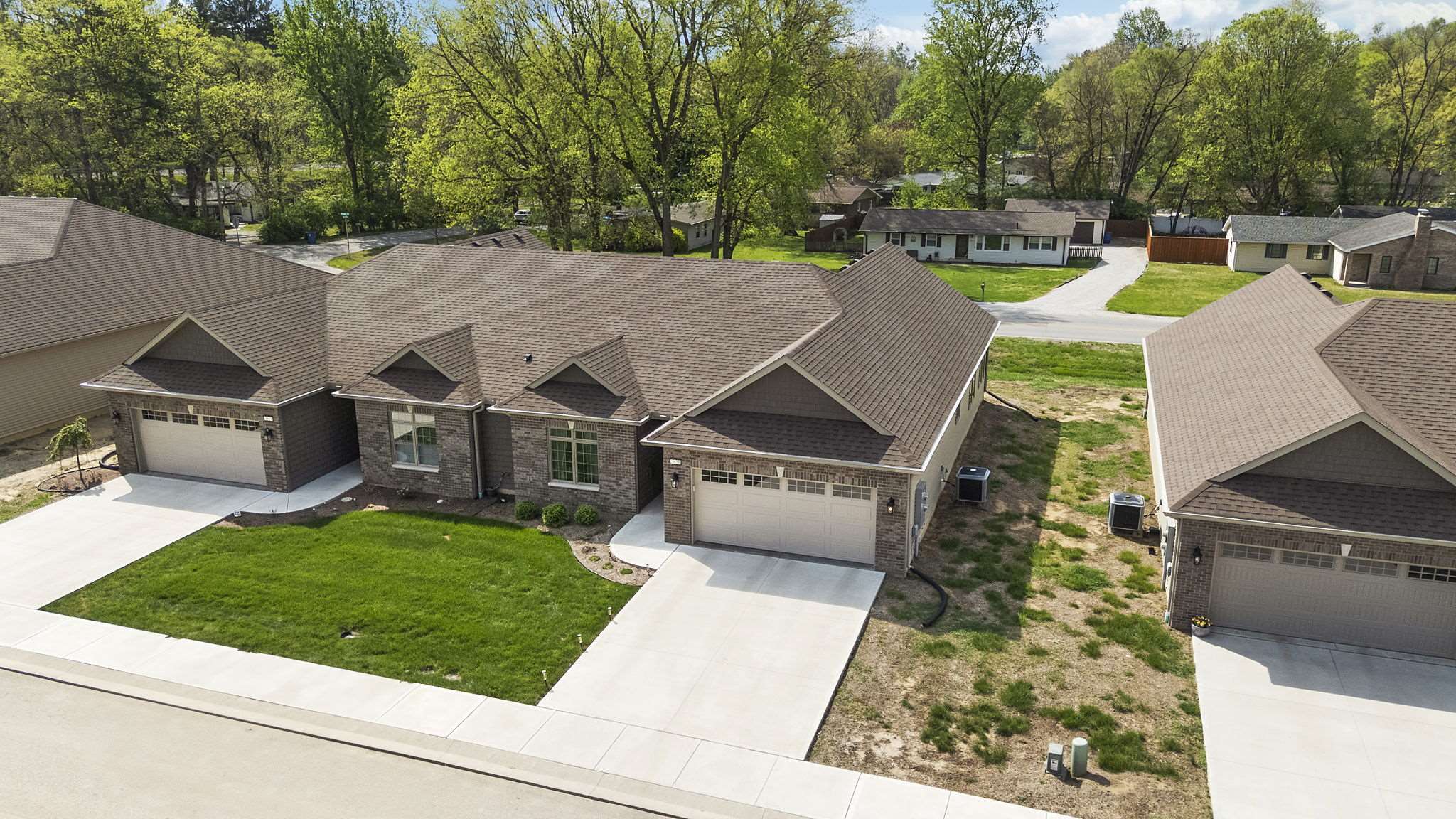 3859 Anderson Dr S, Terre Haute, IN 47803