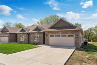 3859 Anderson Dr S, Terre Haute, IN 47803