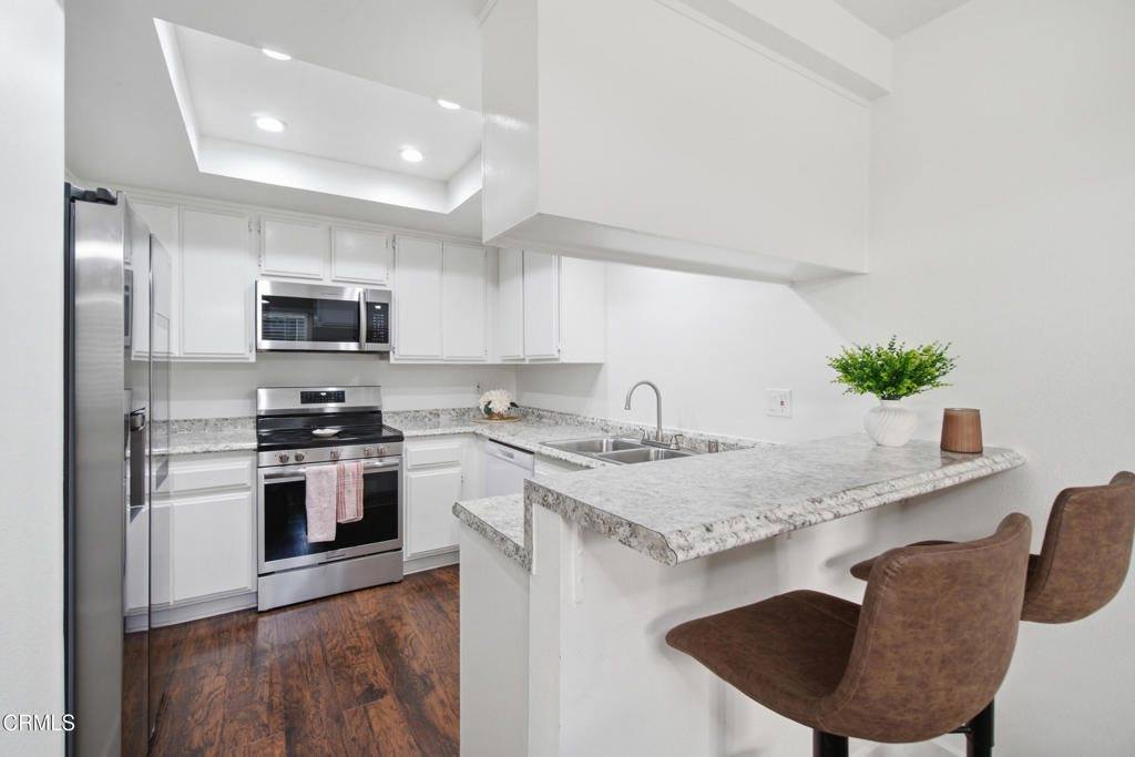 536 Spring Road, Moorpark, CA 93021
