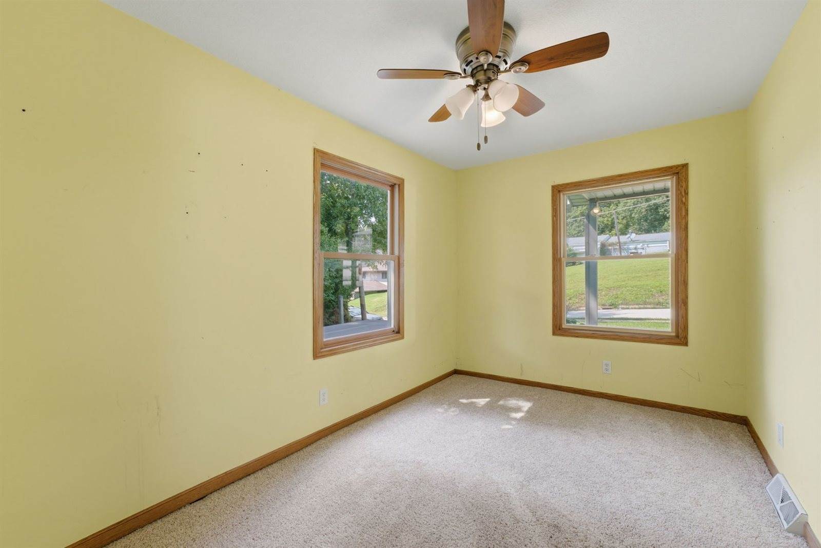 401 Walnut Street, Port Byron, IL 61275