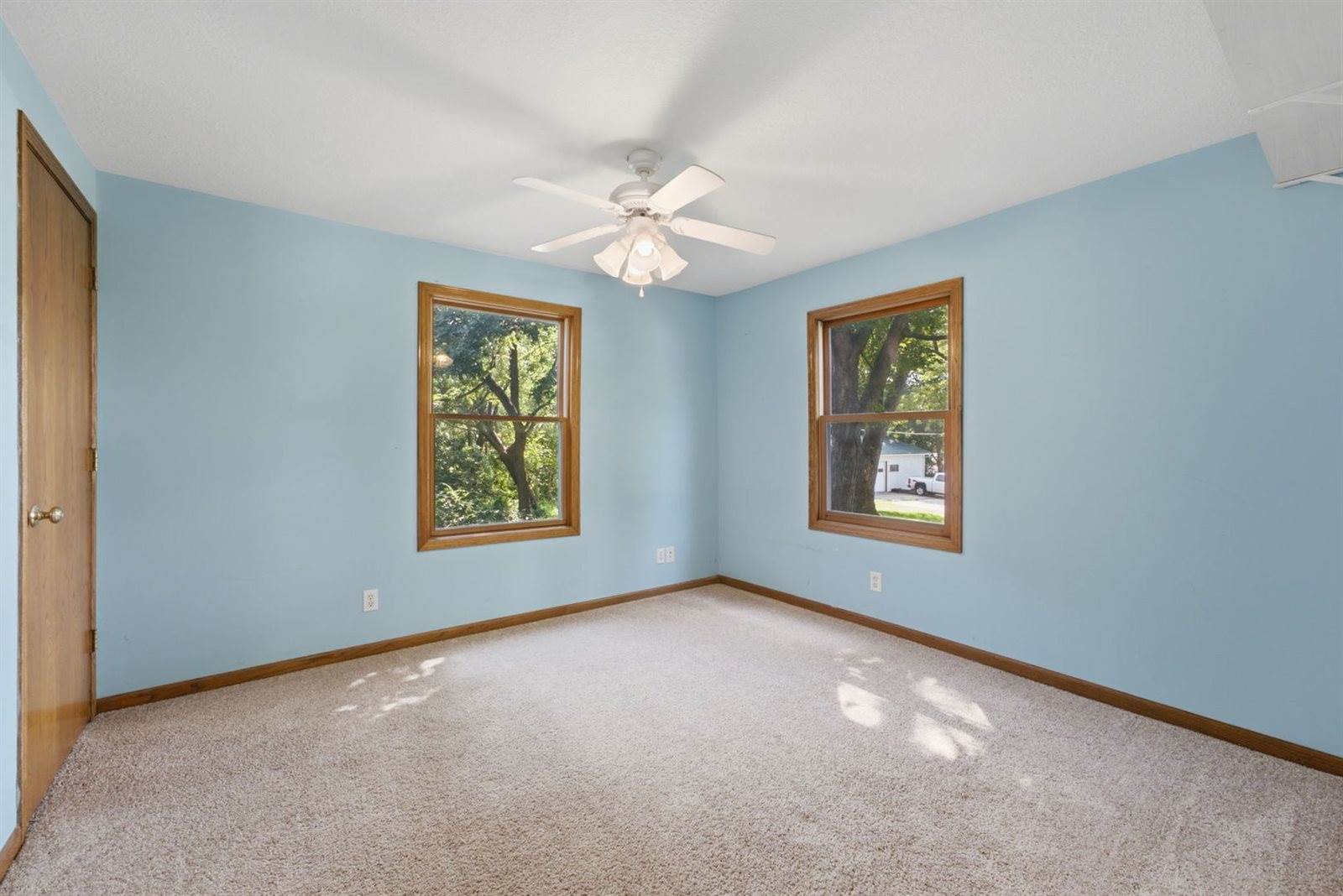 401 Walnut Street, Port Byron, IL 61275