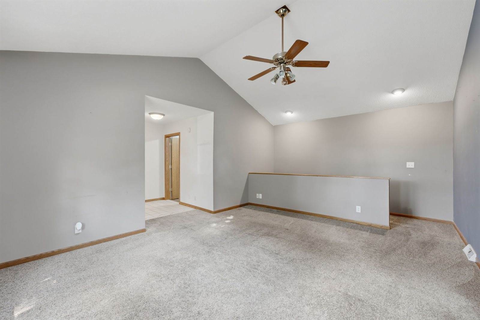 401 Walnut Street, Port Byron, IL 61275