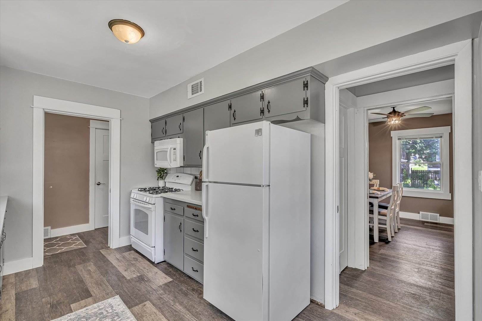 2420 Madison Street, Davenport, IA 52804
