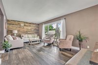 2420 Madison Street, Davenport, IA 52804