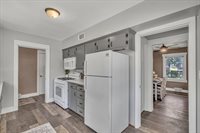 2420 Madison Street, Davenport, IA 52804