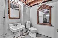 2420 Madison Street, Davenport, IA 52804