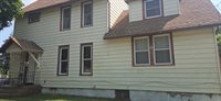 905 South 5th Street, Clinton, IA 52732