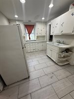 905 South 5th Street, Clinton, IA 52732