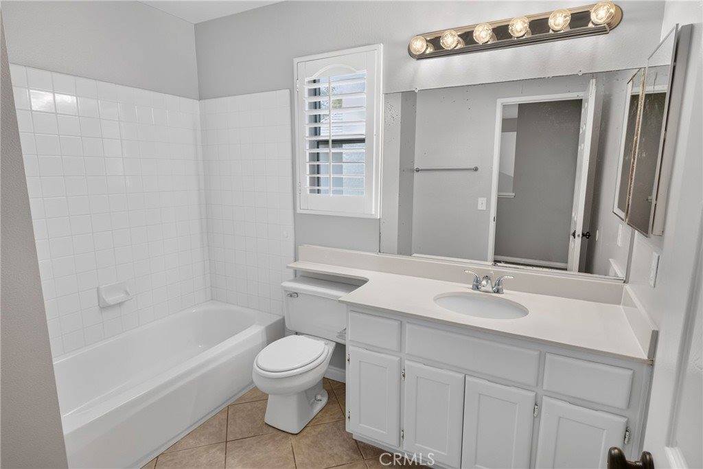 13189 Lucky Spur Lane, Corona, CA 92883