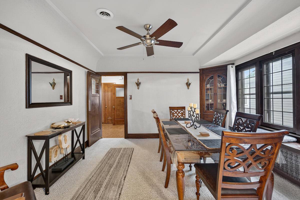 3364 South 17th St, Milwaukee, WI 53215