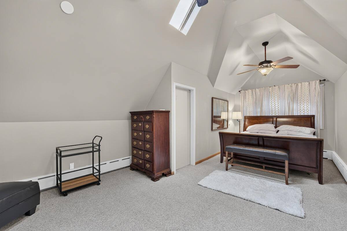 3364 South 17th St, Milwaukee, WI 53215