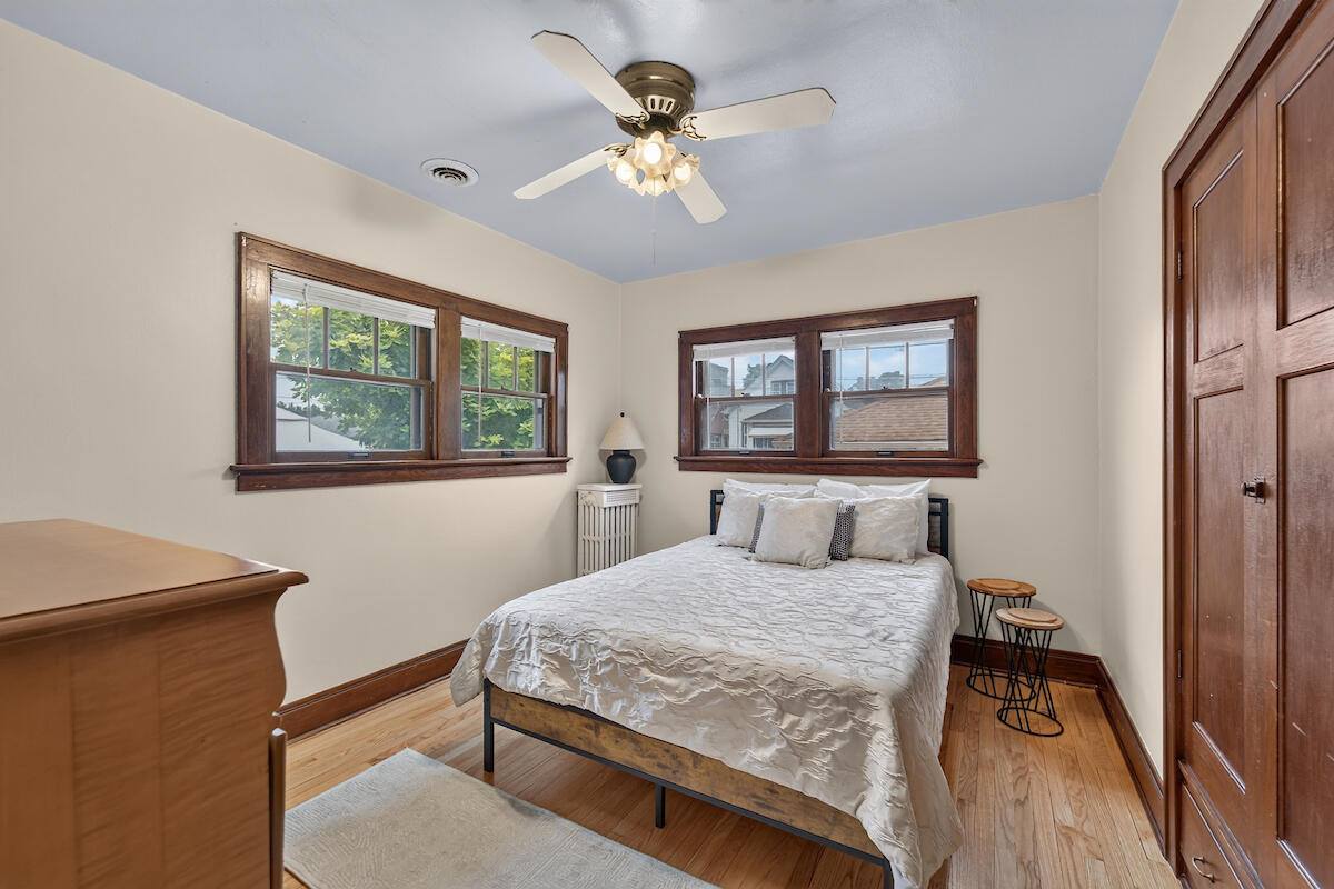 3364 South 17th St, Milwaukee, WI 53215
