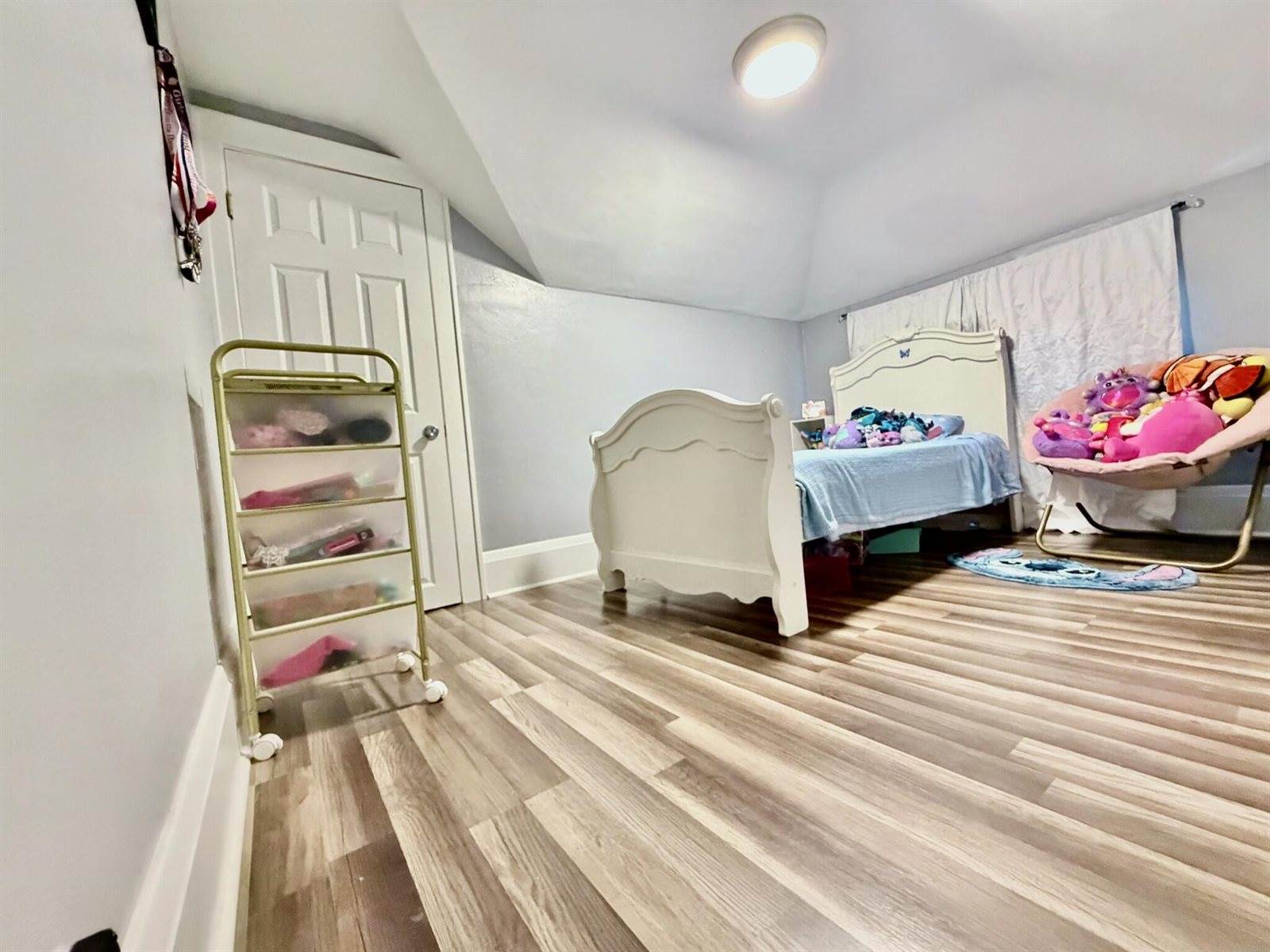 1713 North 55th St, Milwaukee, WI 53208