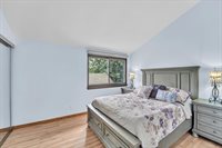 4869 South 19th St, Milwaukee, WI 53221