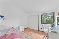 4869 South 19th St, Milwaukee, WI 53221