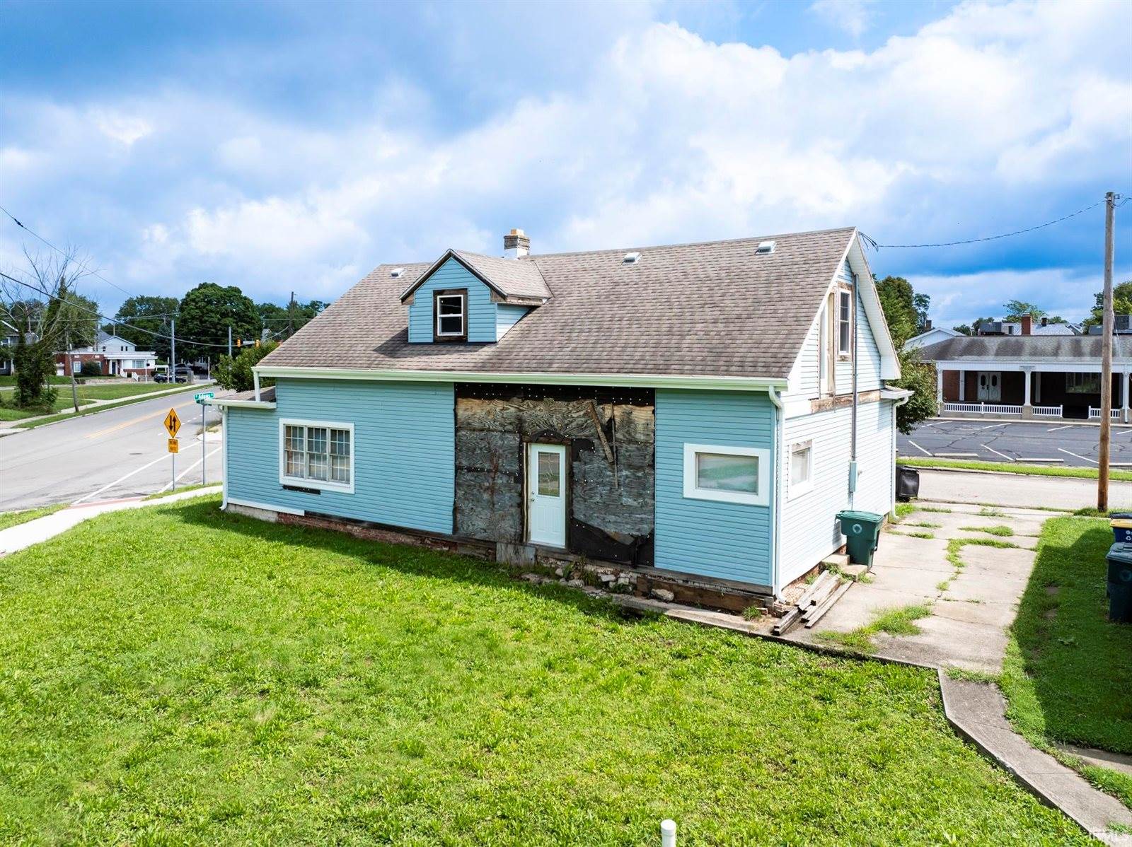 901 West Adams Street, Muncie, IN 47305