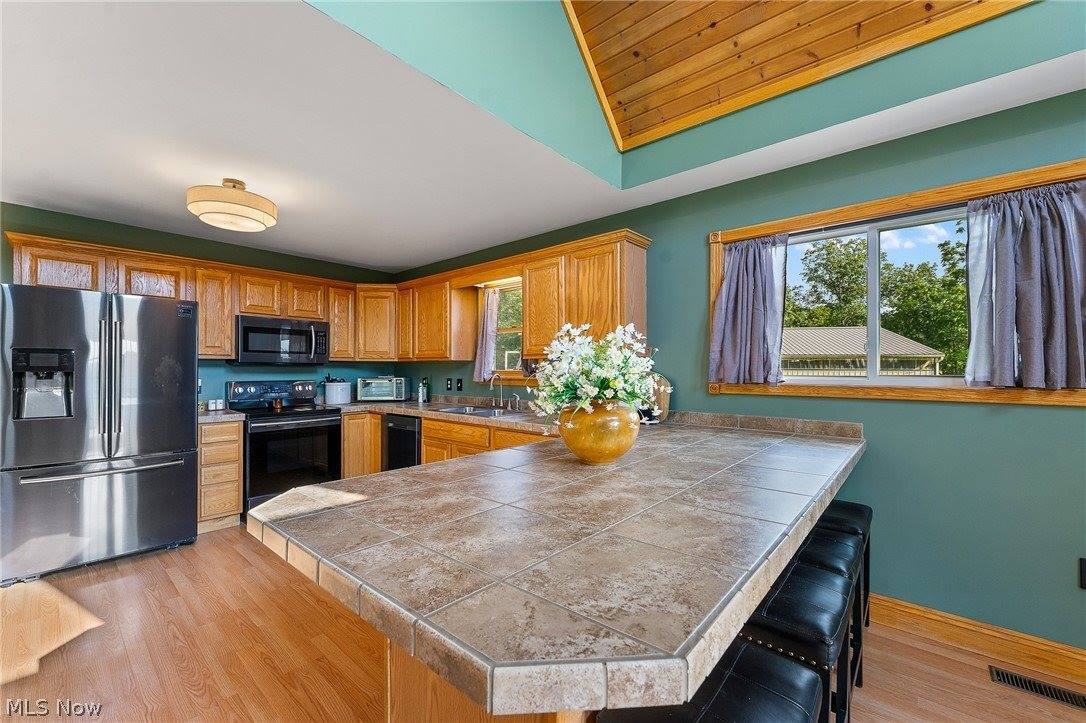 4142 Salineville Road NE, Carrollton, OH 44615
