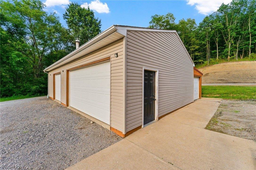 4142 Salineville Road NE, Carrollton, OH 44615