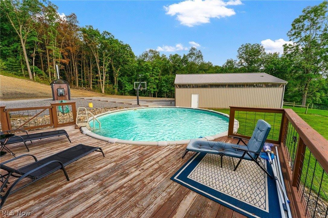 4142 Salineville Road NE, Carrollton, OH 44615