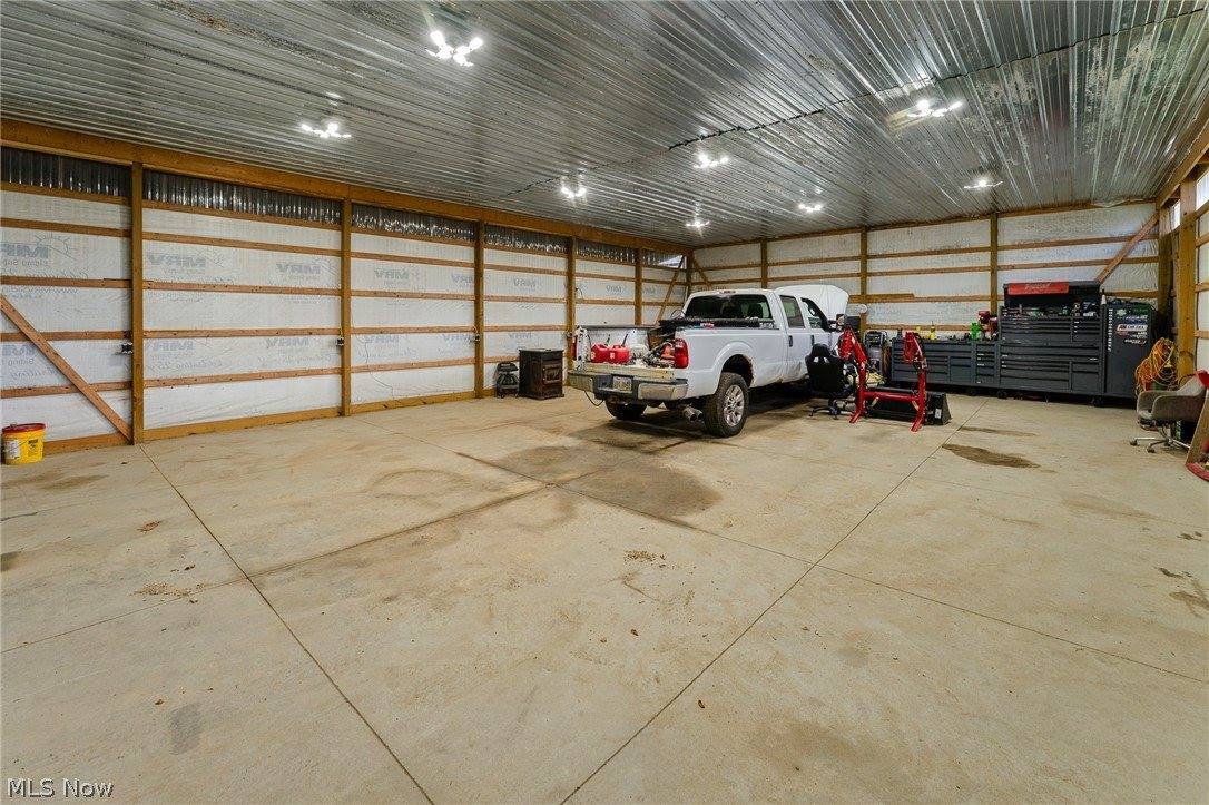 4142 Salineville Road NE, Carrollton, OH 44615