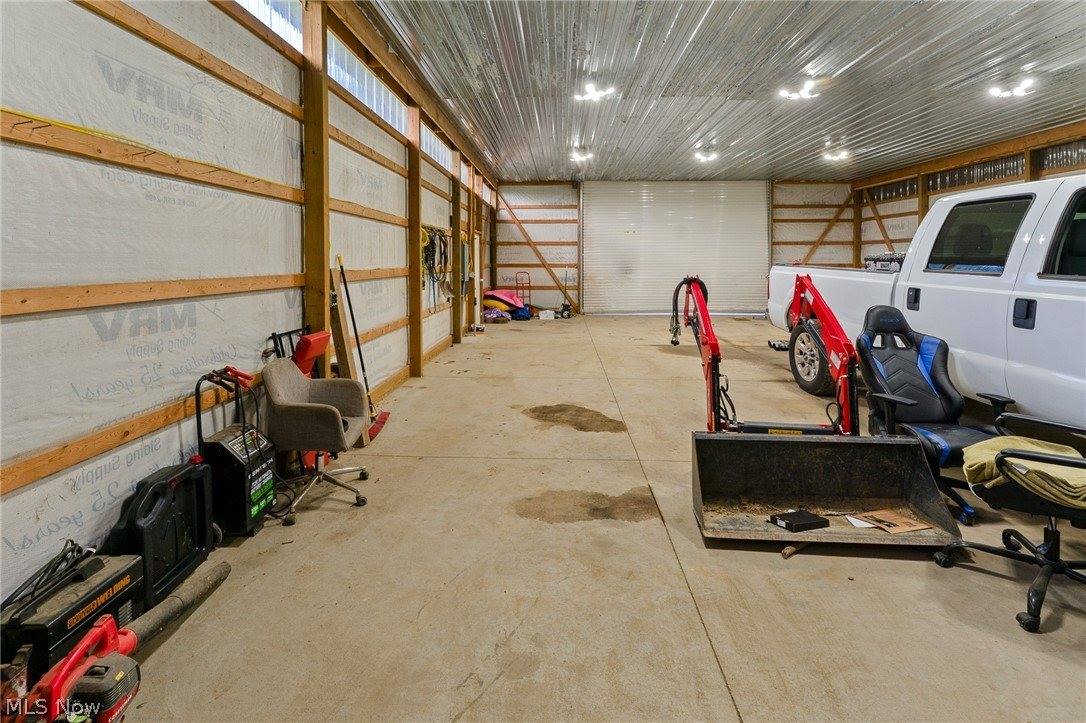 4142 Salineville Road NE, Carrollton, OH 44615