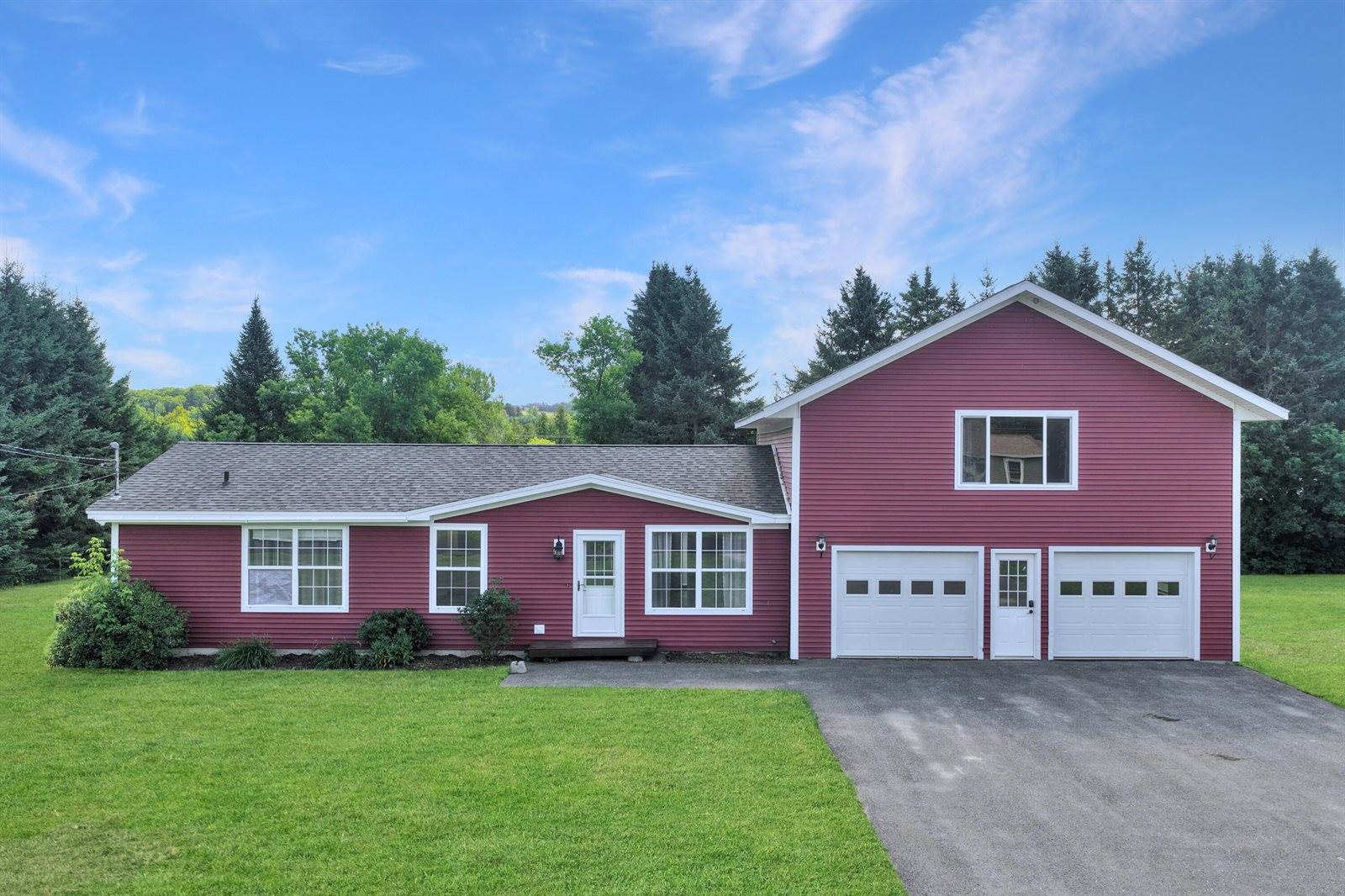 43 Fords Lane, Mapleton, ME 04757
