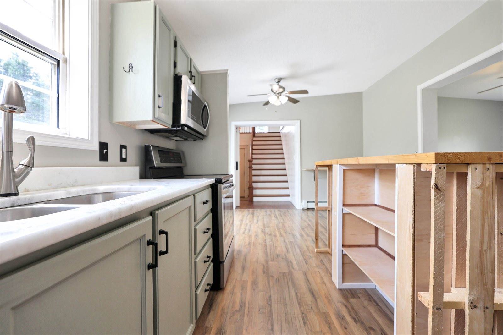 43 Fords Lane, Mapleton, ME 04757