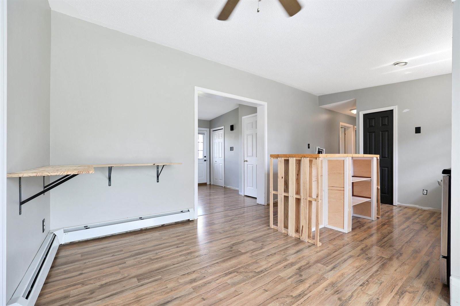 43 Fords Lane, Mapleton, ME 04757