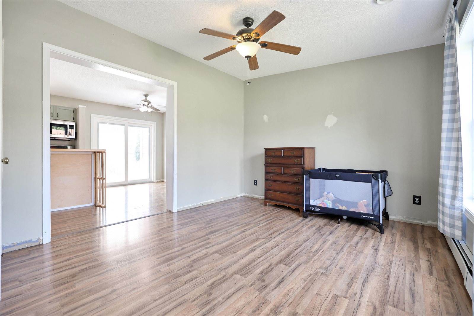 43 Fords Lane, Mapleton, ME 04757