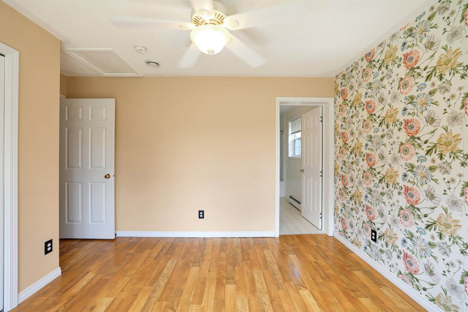 43 Fords Lane, Mapleton, ME 04757