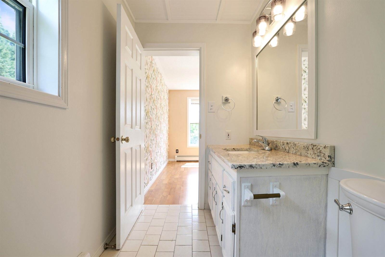 43 Fords Lane, Mapleton, ME 04757