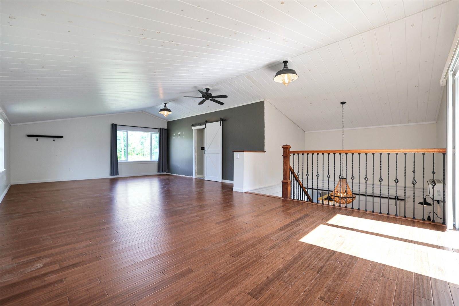 43 Fords Lane, Mapleton, ME 04757