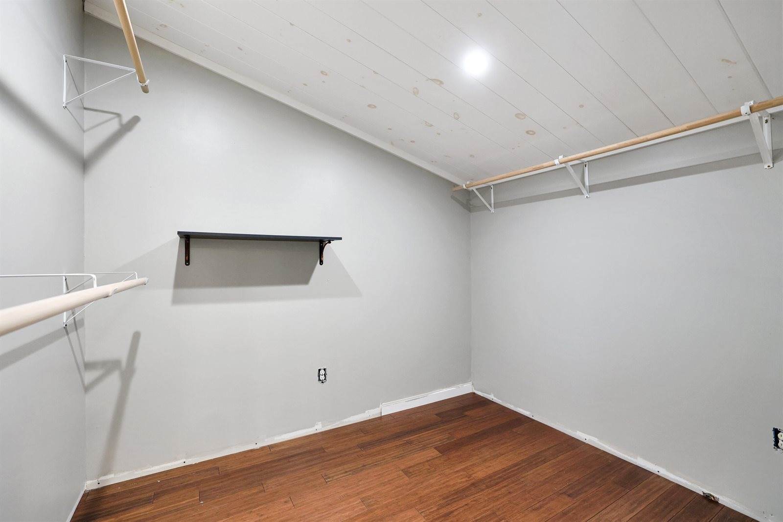 43 Fords Lane, Mapleton, ME 04757