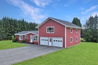 43 Fords Lane, Mapleton, ME 04757