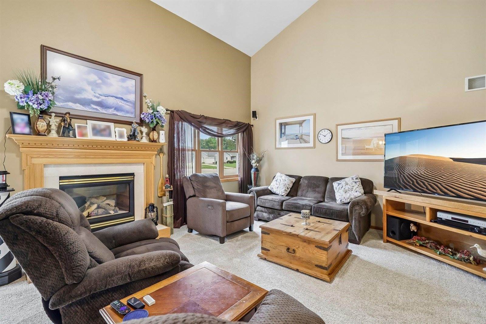 304 North Atwood Lane, Deerfield, WI 53531