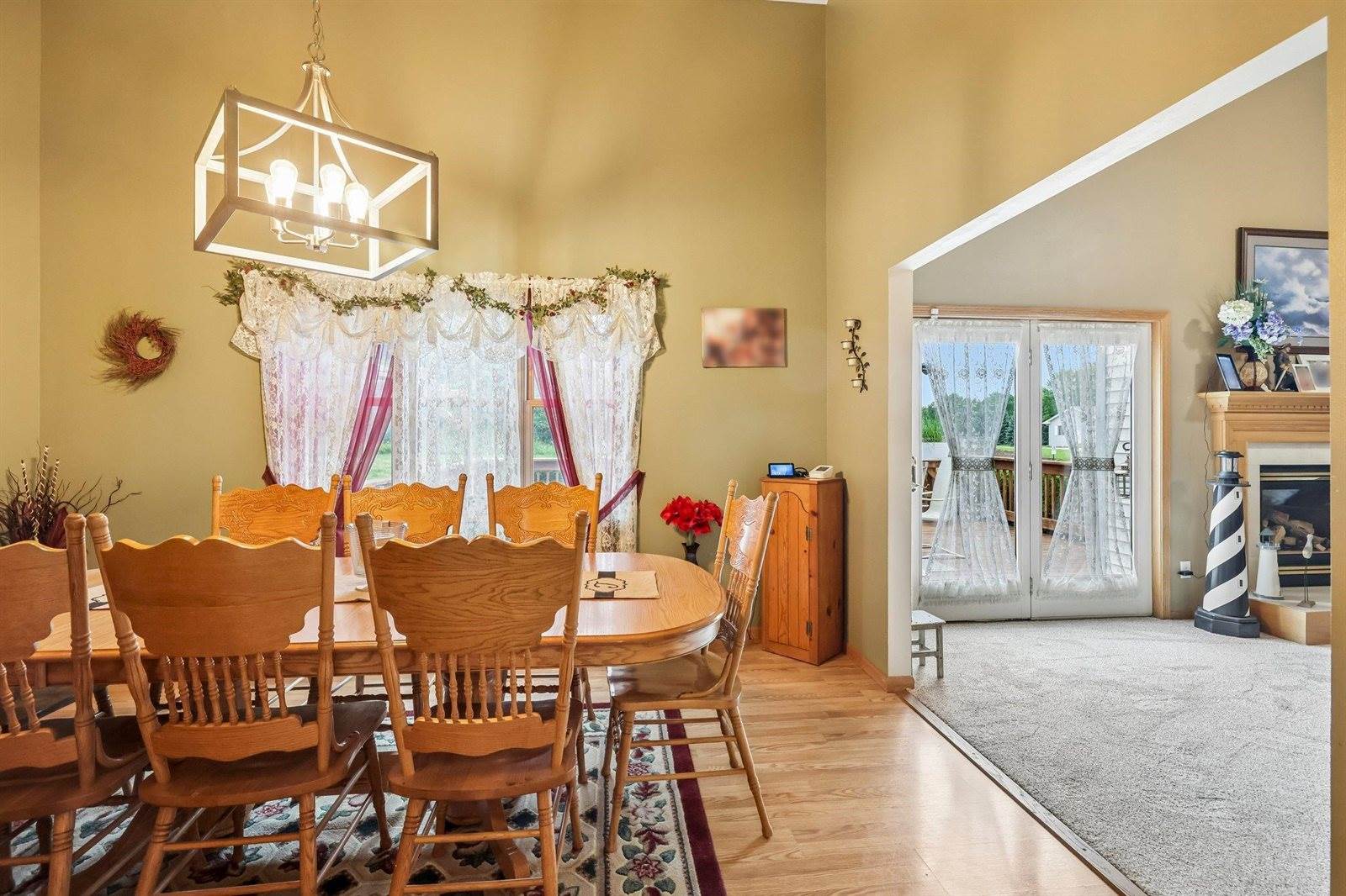 304 North Atwood Lane, Deerfield, WI 53531