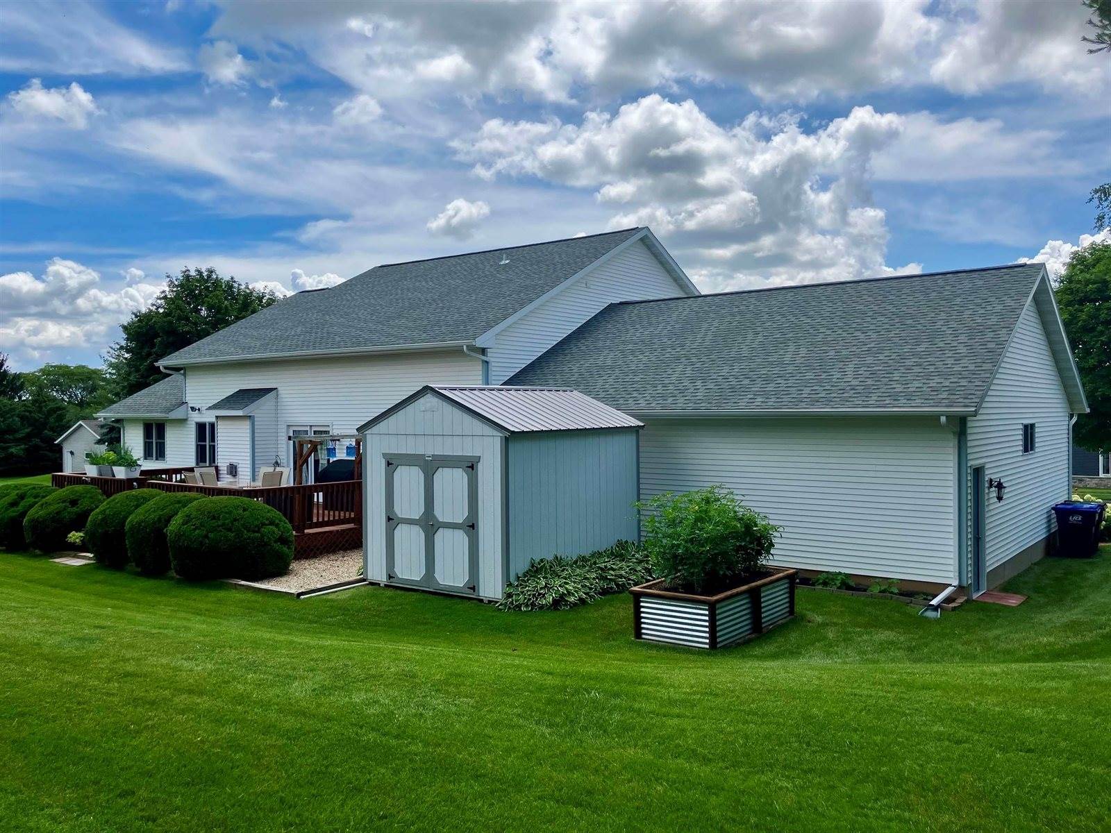 304 North Atwood Lane, Deerfield, WI 53531