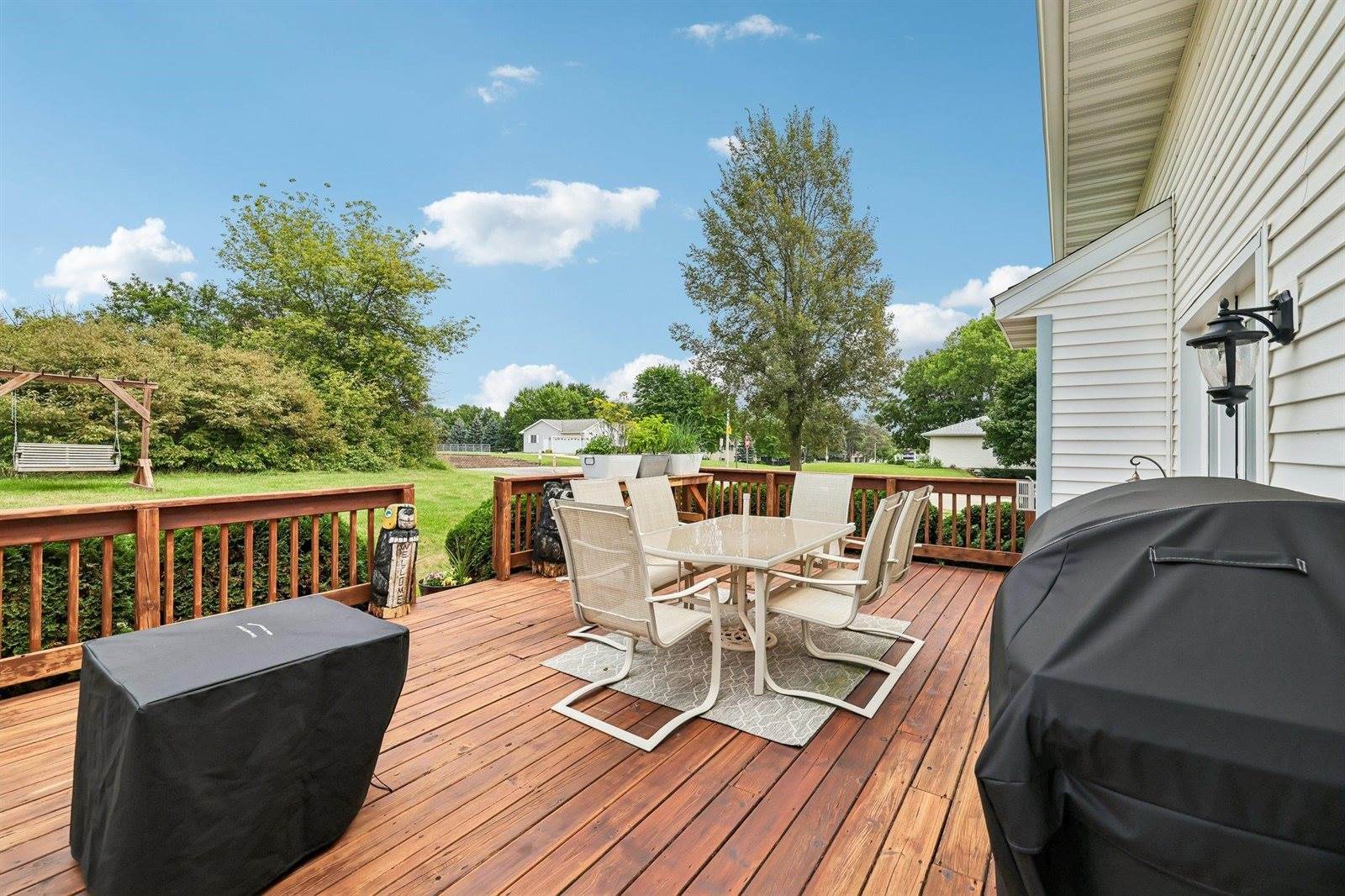 304 North Atwood Lane, Deerfield, WI 53531