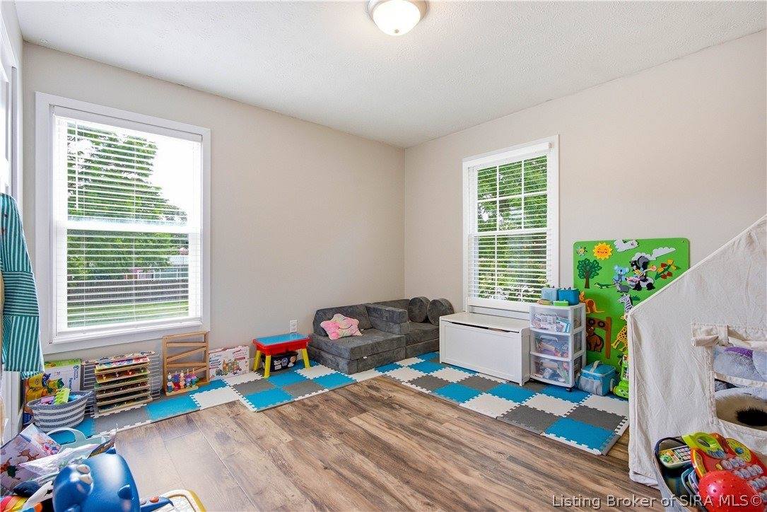 302 Bates Drive, Charlestown, IN 47111