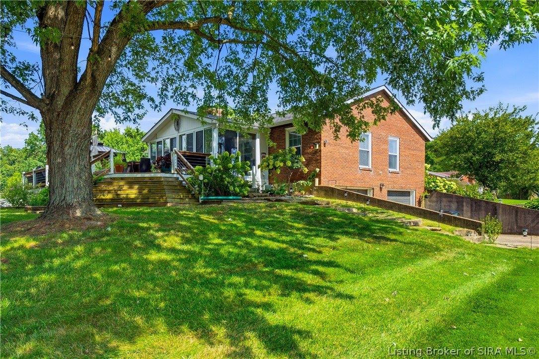 302 Bates Drive, Charlestown, IN 47111