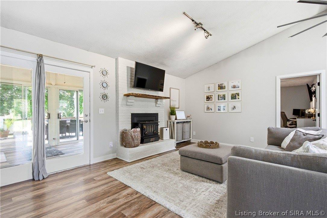 302 Bates Drive, Charlestown, IN 47111