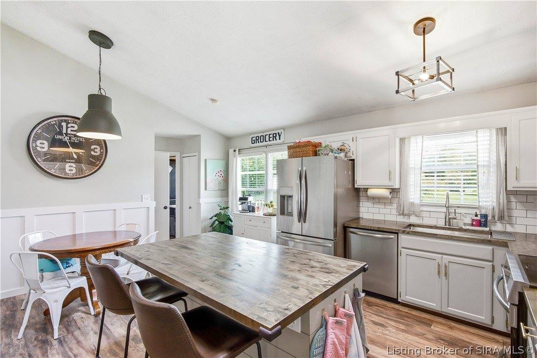 302 Bates Drive, Charlestown, IN 47111